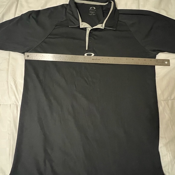 Oakley Black Polo Shirt with White Accents - Picture 2 of 9